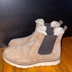 Alpine Design size 7